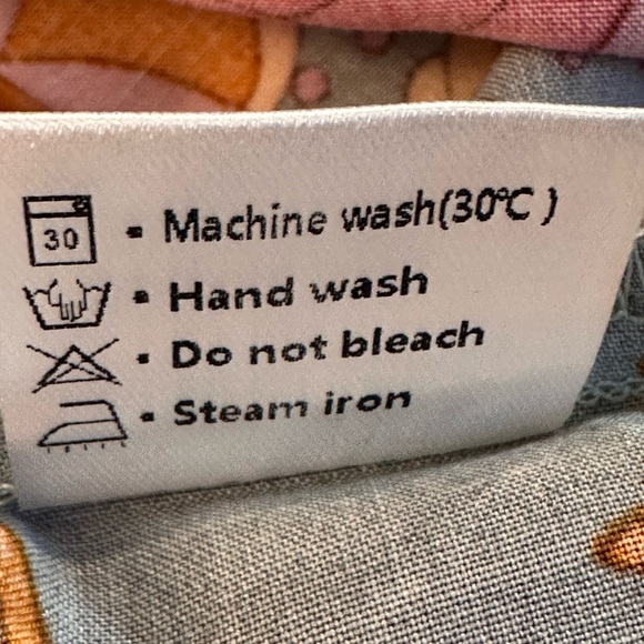 Zesica maxi floral halter dress.  Size XL - Picture 6 of 7